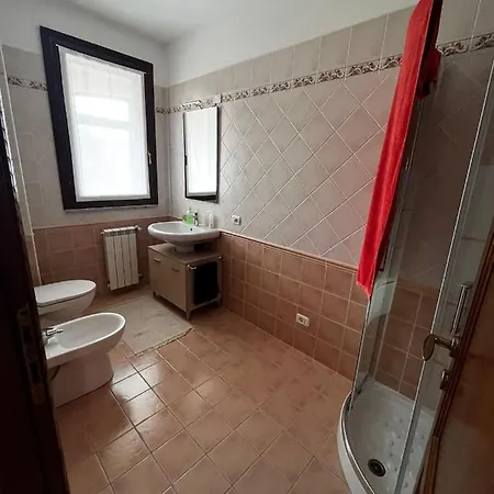 Indipendente In Nel Verde A Due Passi Dal Mare Apartmán *